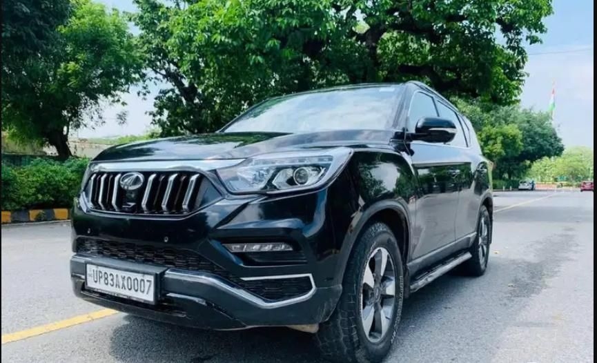 Mahindra Alturas G4 4WD AT 2019