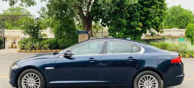 Jaguar XF 2.2 Diesel Luxury 2013