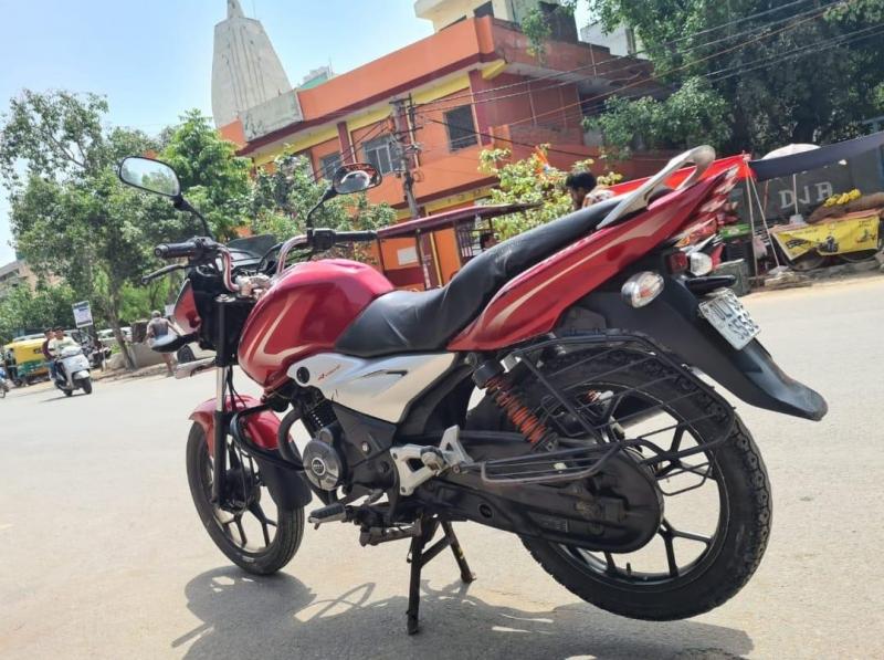 Bajaj Discover 100cc 2013