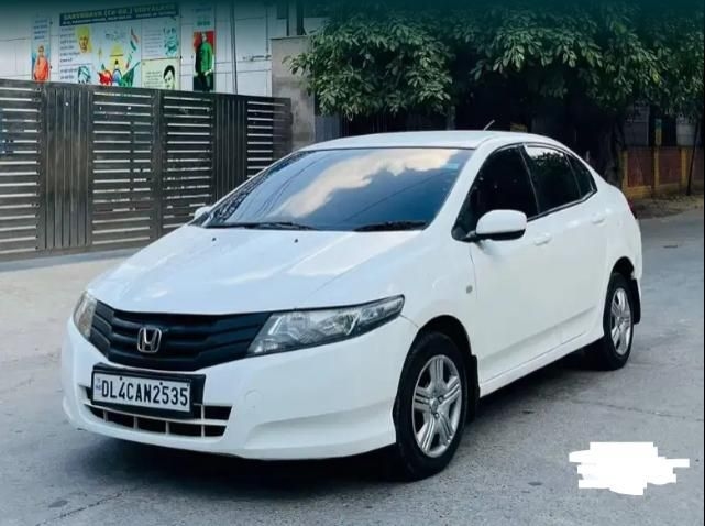 Honda City S i-VTEC 2010