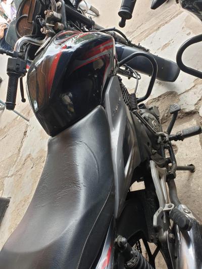 Bajaj Discover 100cc 2014