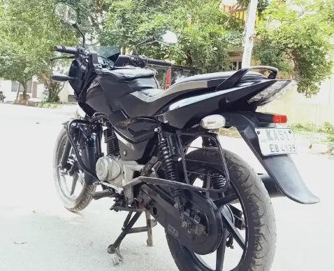 Bajaj Pulsar 150cc 2011