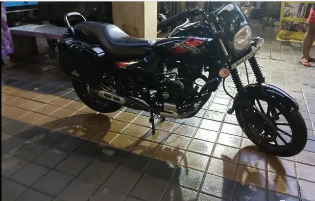 Bajaj Avenger Street 220 2018