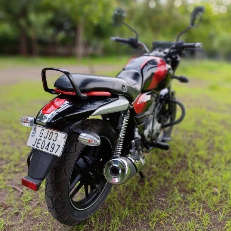 Bajaj V15 150cc 2016