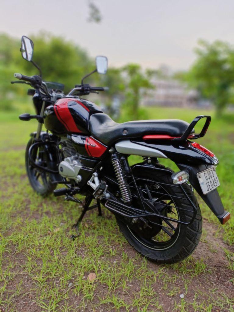 Bajaj V15 150cc 2016