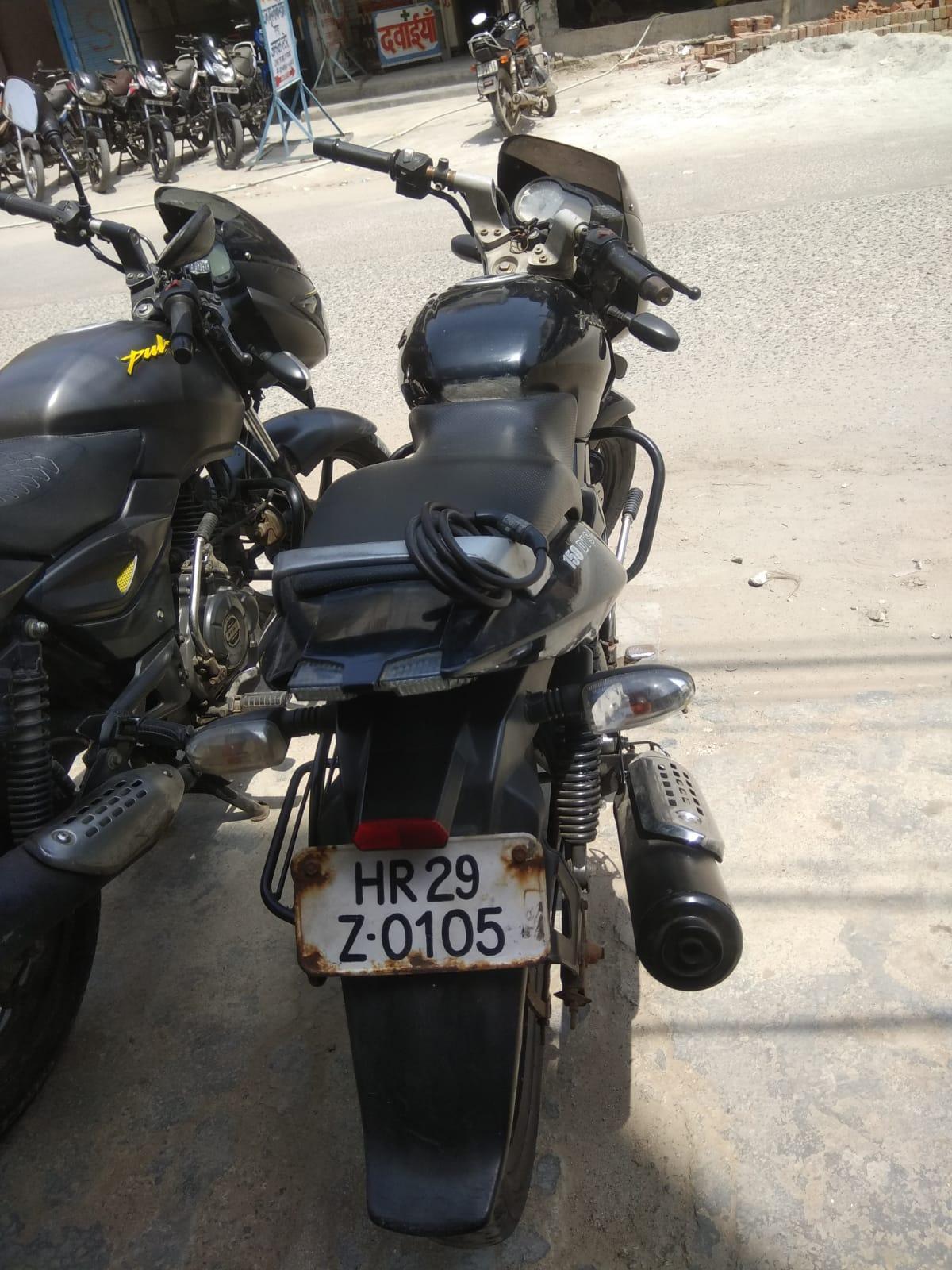 Bajaj Pulsar 150cc 2011