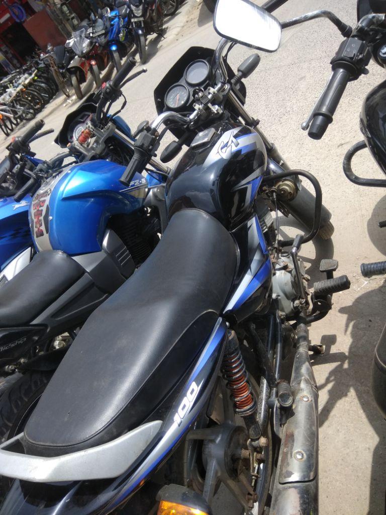 Bajaj CT 100 100cc 2020