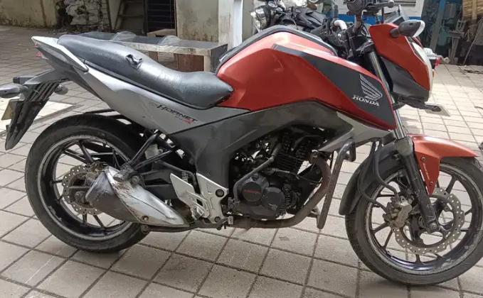 Honda CB Hornet 160R CBS 2016