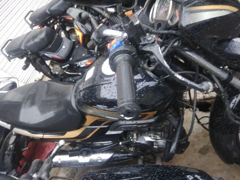 Hero Super Splendor Self Drum Alloy 125cc BS6 2021