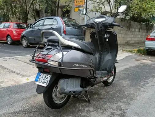 Honda Activa 110cc 2010