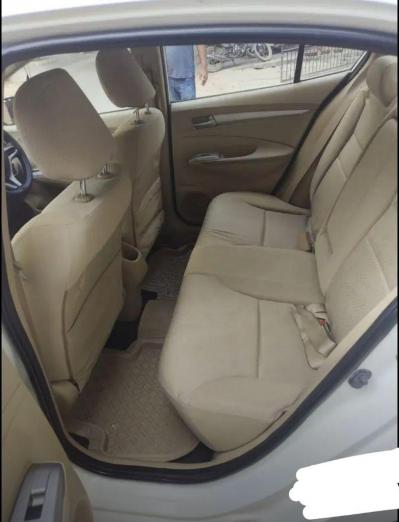 Honda City V i-VTEC 2011