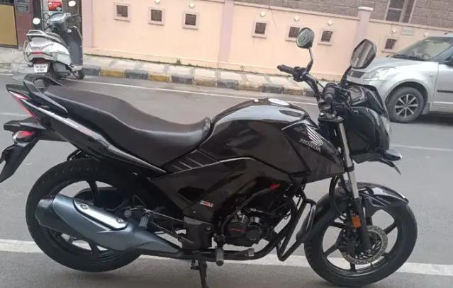 Honda CB Unicorn 160 CBS 2016