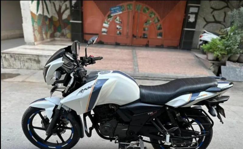 TVS Apache RTR 160cc Rear Disc 2017