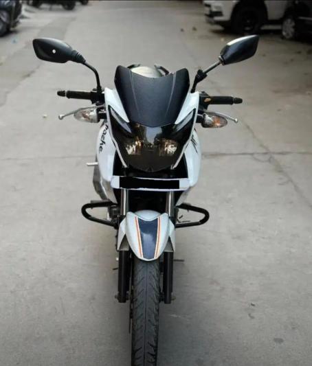 TVS Apache RTR 160cc Rear Disc 2017