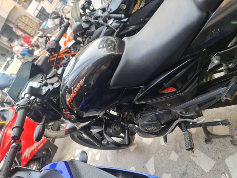 Bajaj Pulsar 125cc Drum BS6 2020