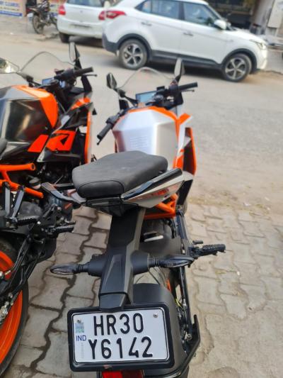 KTM RC 200 2022