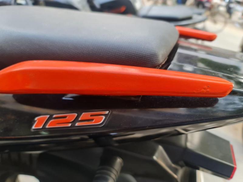 Bajaj Pulsar 125cc Drum BS6 2020