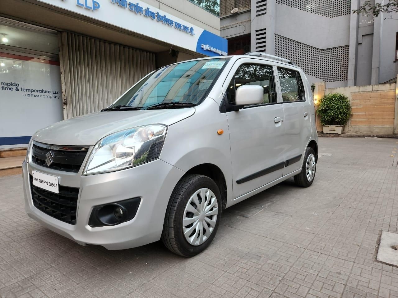 Maruti Suzuki Wagon R VXi 2017