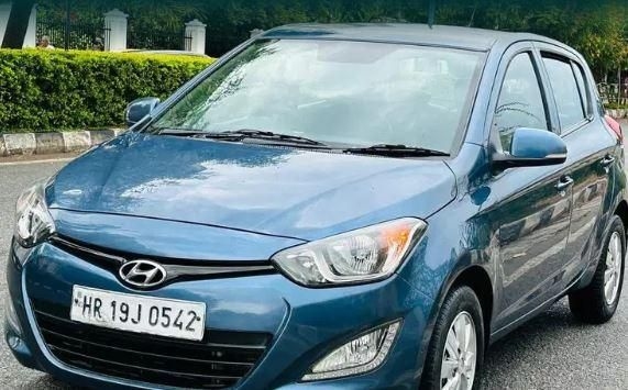 Hyundai i20 Sportz 1.4 CRDi 2014