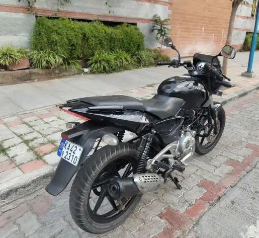 Bajaj Pulsar 180cc 2013