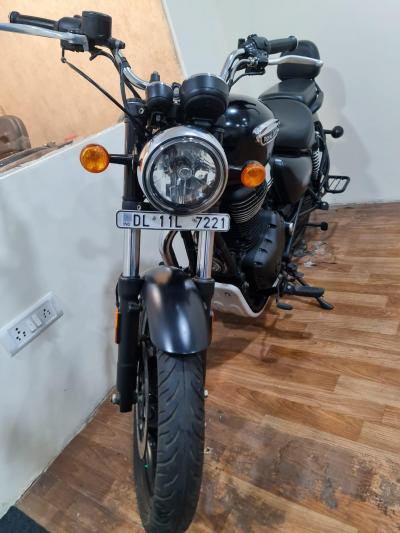 Royal Enfield Meteor 350 Fireball 2022
