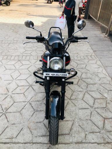 Bajaj Avenger Street 220 2016
