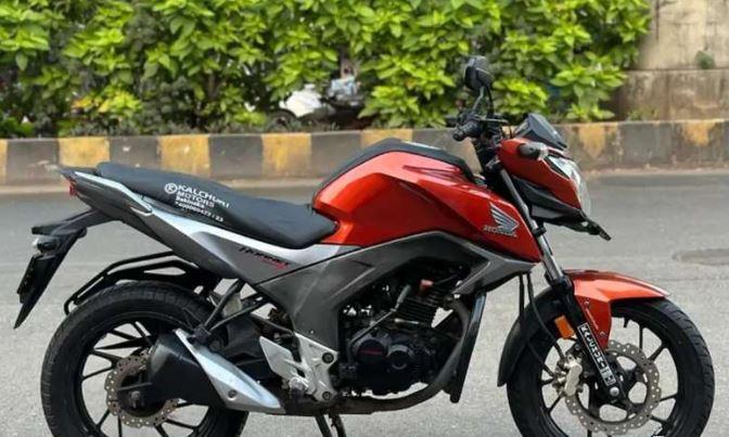 Honda CB Hornet 160R CBS 2016