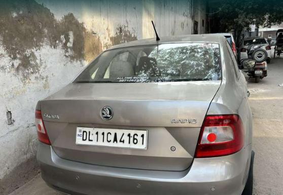 Skoda Rapid 1.6 MPI Elegance 2014