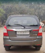 Toyota Innova 2.5 VX 8 STR BS IV 2014