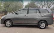 Toyota Innova 2.5 VX 8 STR BS IV 2014