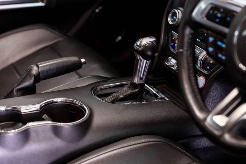 Ford Mustang GT Fastback 5.0L V8 2017