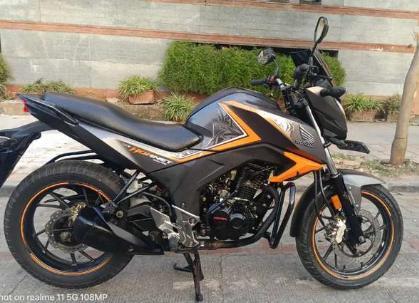Honda CB Hornet 160R CBS 2018