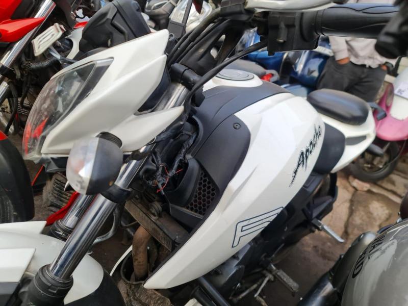 TVS Apache RTR 200 4V FI 2017