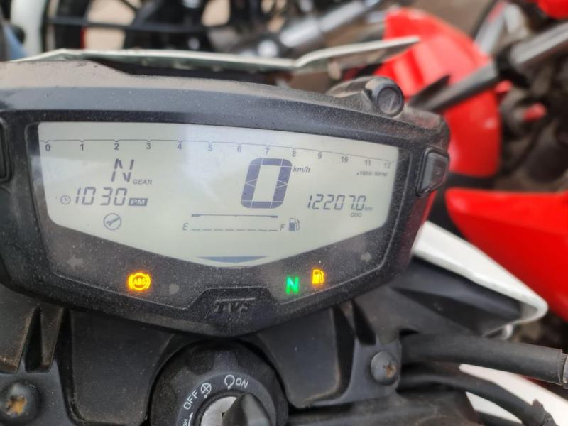 TVS Apache RTR 200 4V FI 2017