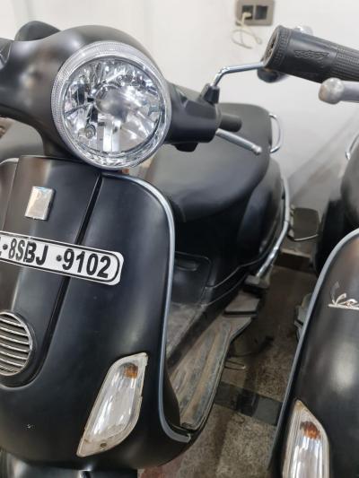 Piaggio Vespa SXL 150cc 2016