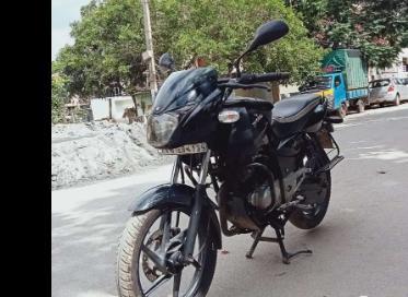 Bajaj Pulsar 150cc 2011