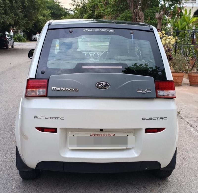 Mahindra e2o T2 2015