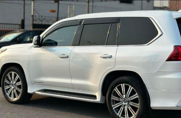 Lexus LX 450d 2018