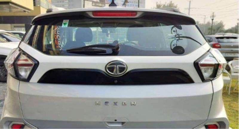 Tata Nexon XMA (S) Petrol 2022
