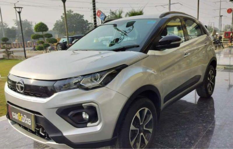 Tata Nexon XMA (S) Petrol 2022