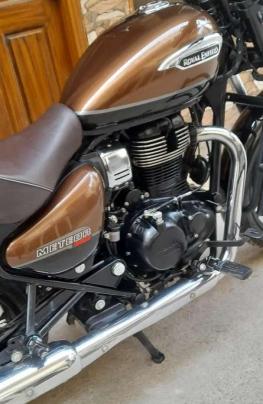 Royal Enfield Meteor 350 Supernova 2021