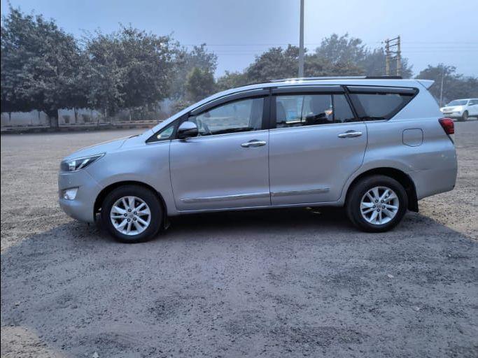 Toyota Innova Crysta 2.4 G 7 STR 2019