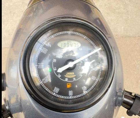 Jawa Perak 330cc 2021