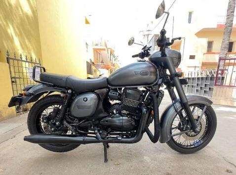 Jawa Perak 330cc 2021