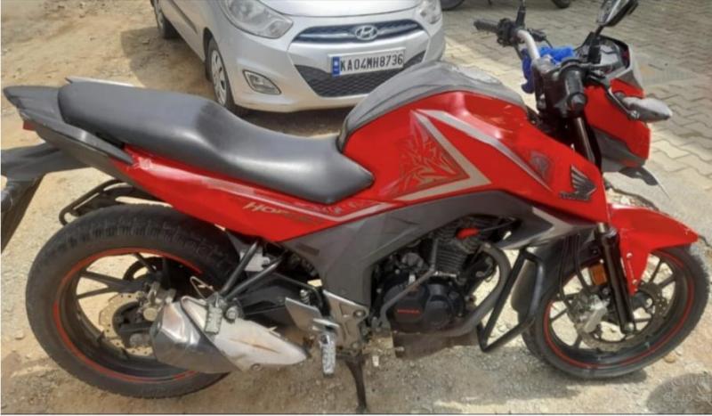 Honda CB Hornet 160R STD 2018