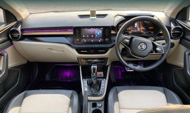 Skoda Slavia Style 1.0L TSI AT 2023