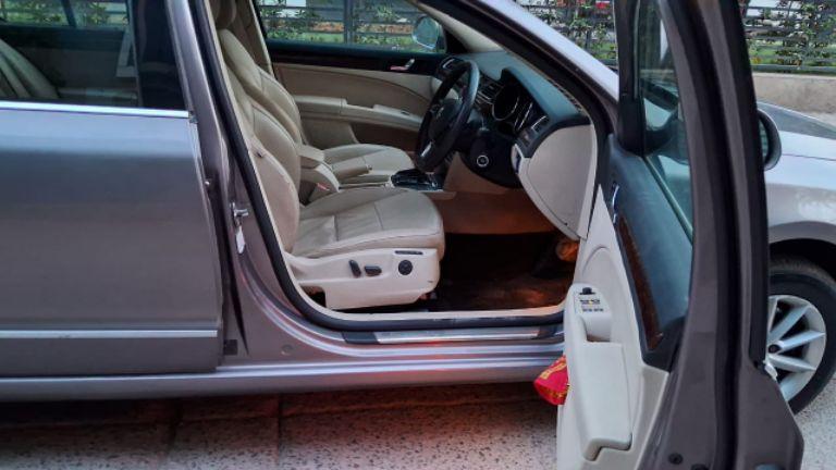 SKODA SUPERB Elegance 1.8 TSI AT 2014