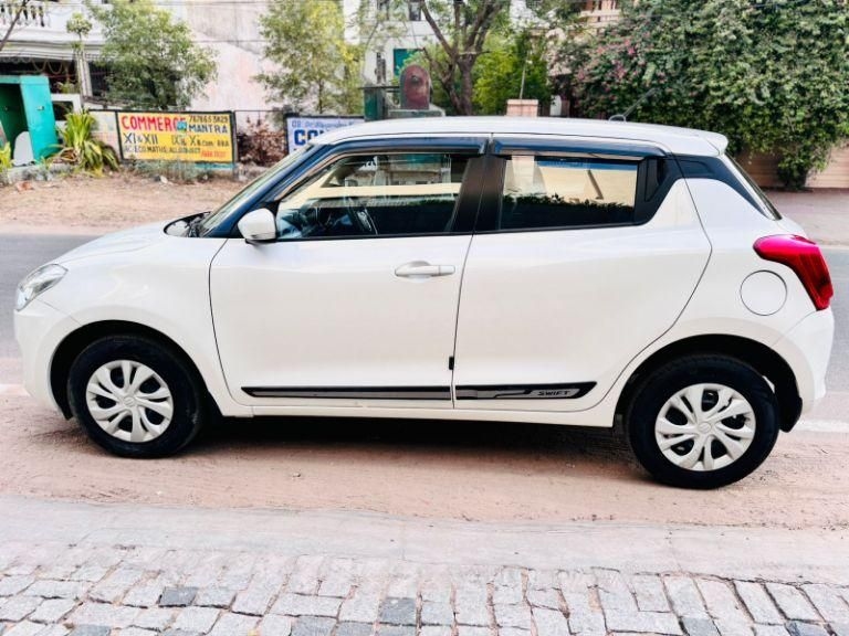 Maruti Suzuki Swift VXi AGS 2022