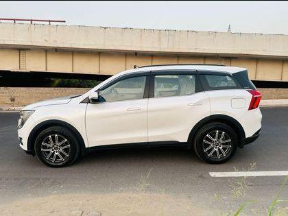 Mahindra XUV700 AX 7 Petrol AT 7 STR 2023