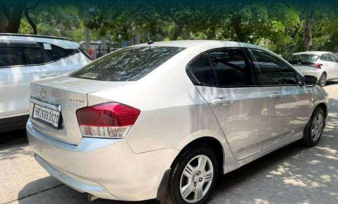 Honda City 1.5 S MT 2010